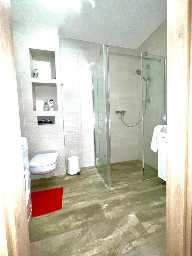 Apartament 48M W Centrum Grojca Grojec  Dış mekan fotoğraf
