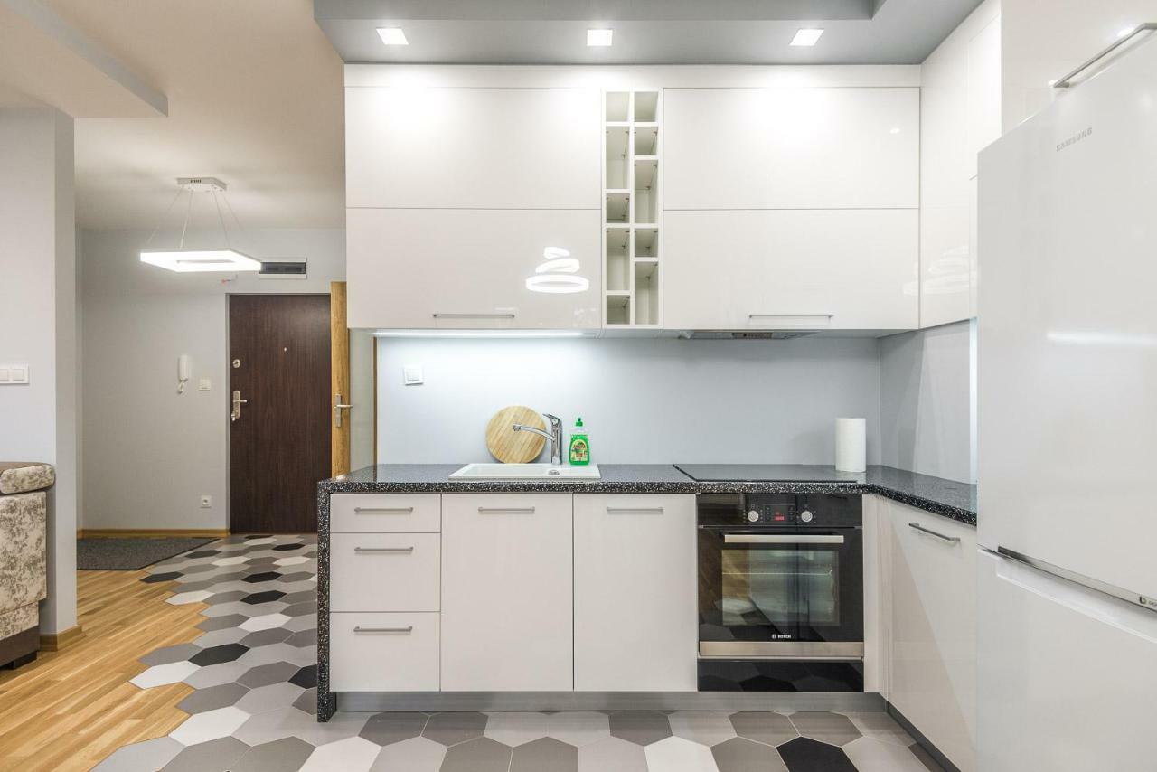 Apartament 48M W Centrum Grojca Grojec  Dış mekan fotoğraf