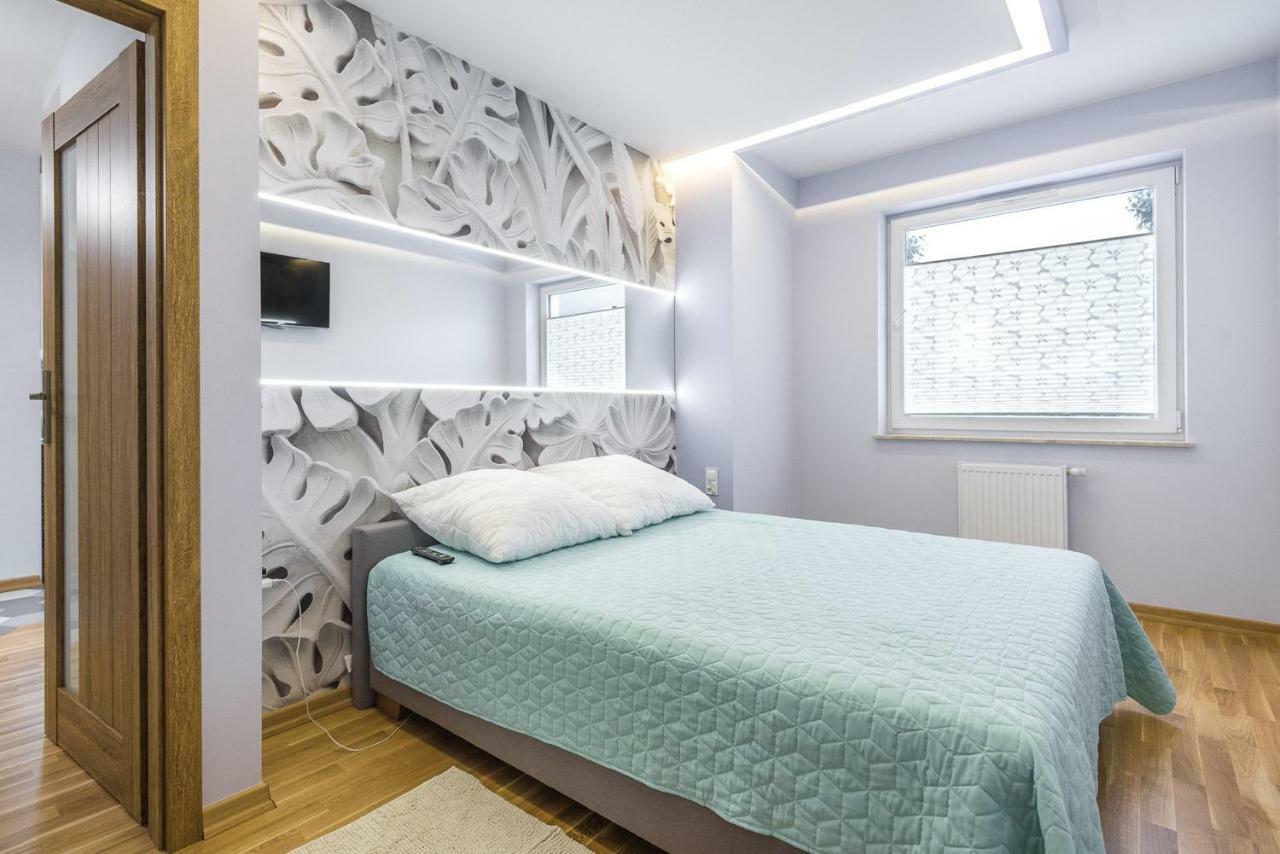 Apartament 48M W Centrum Grojca Grojec  Dış mekan fotoğraf