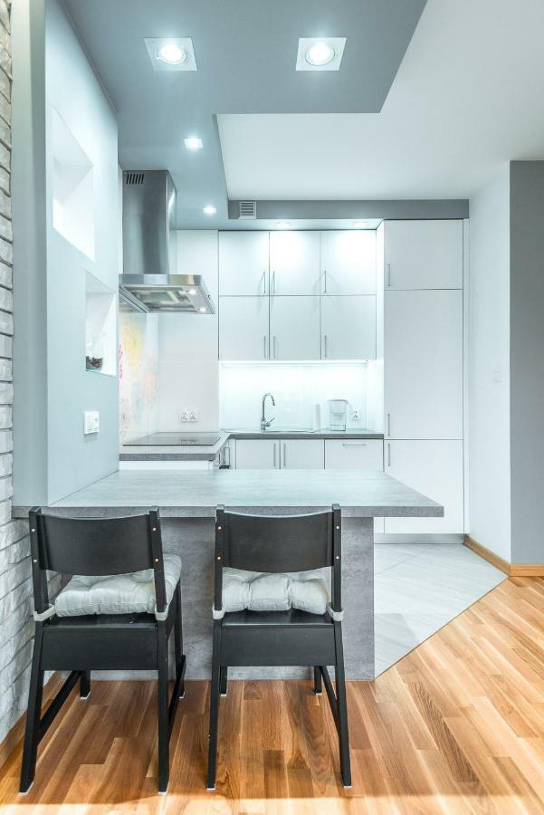 Apartament 48M W Centrum Grojca Grojec  Dış mekan fotoğraf