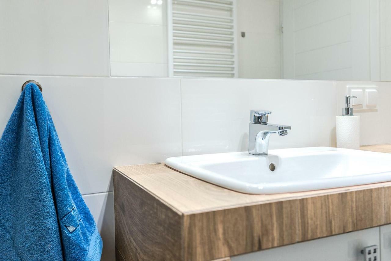 Apartament 48M W Centrum Grojca Grojec  Dış mekan fotoğraf