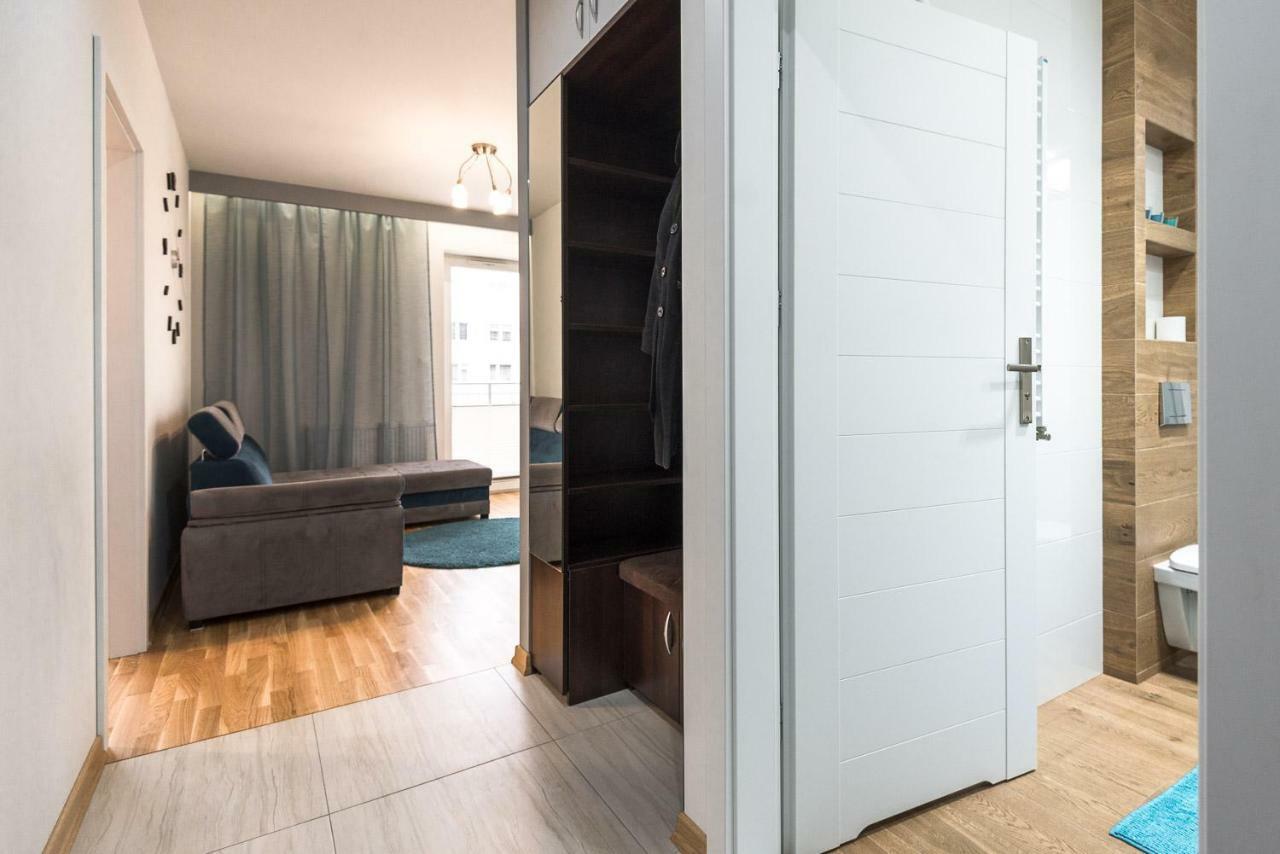 Apartament 48M W Centrum Grojca Grojec  Dış mekan fotoğraf